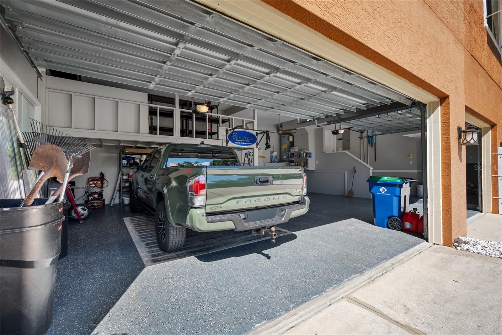 7239 HUNT CLUB LN — photo 44