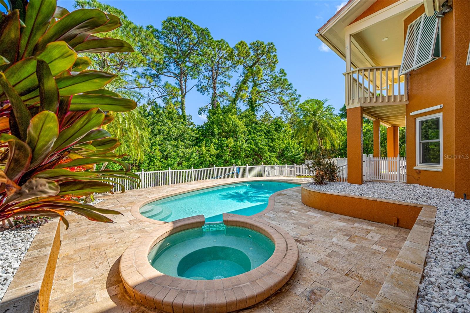 7239 HUNT CLUB LN — photo 37