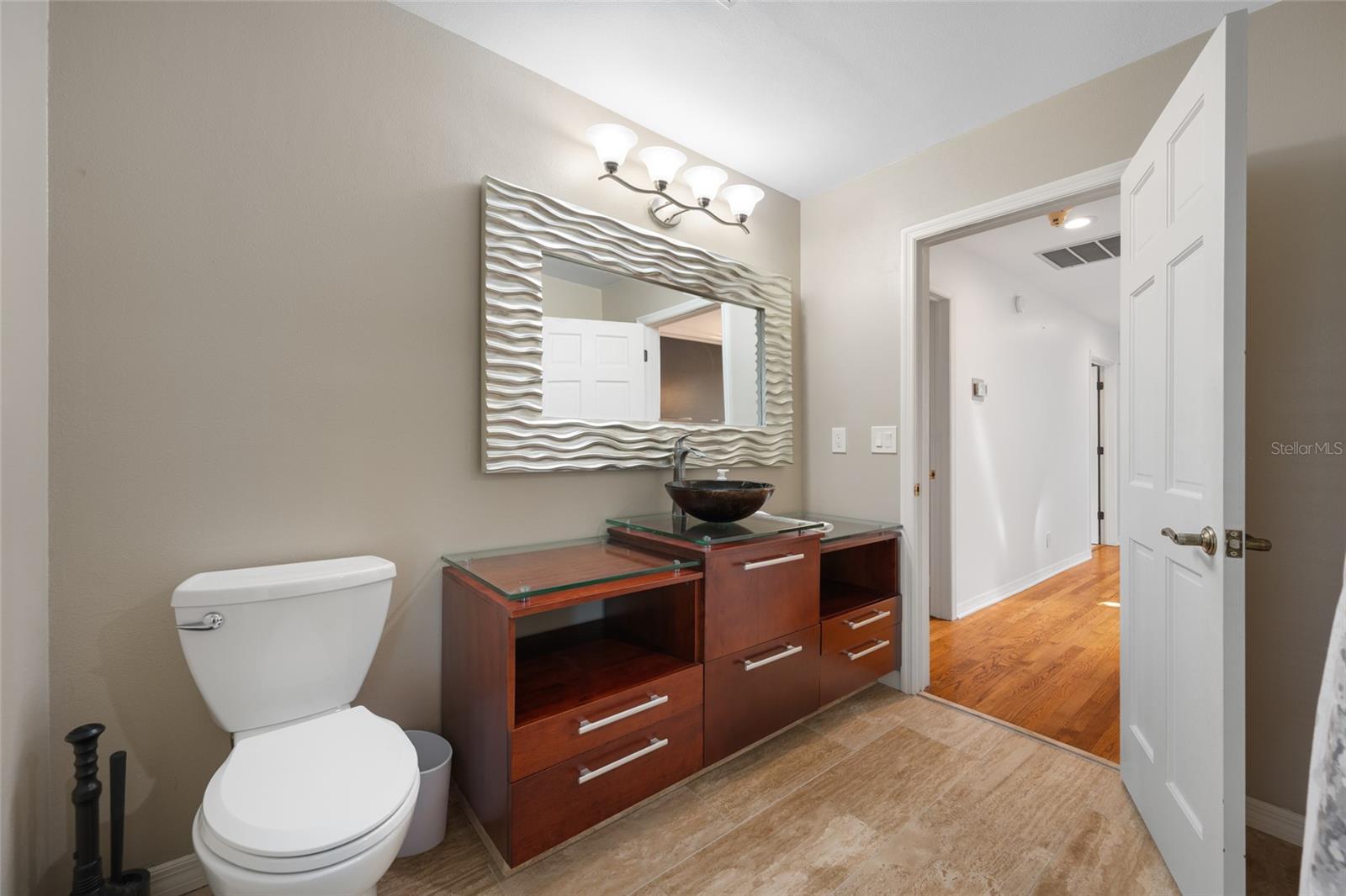 7239 HUNT CLUB LN — photo 89