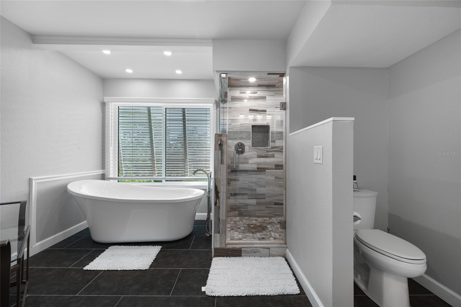 7239 HUNT CLUB LN — photo 99