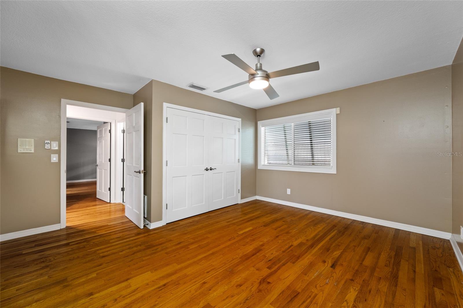 7239 HUNT CLUB LN — photo 84