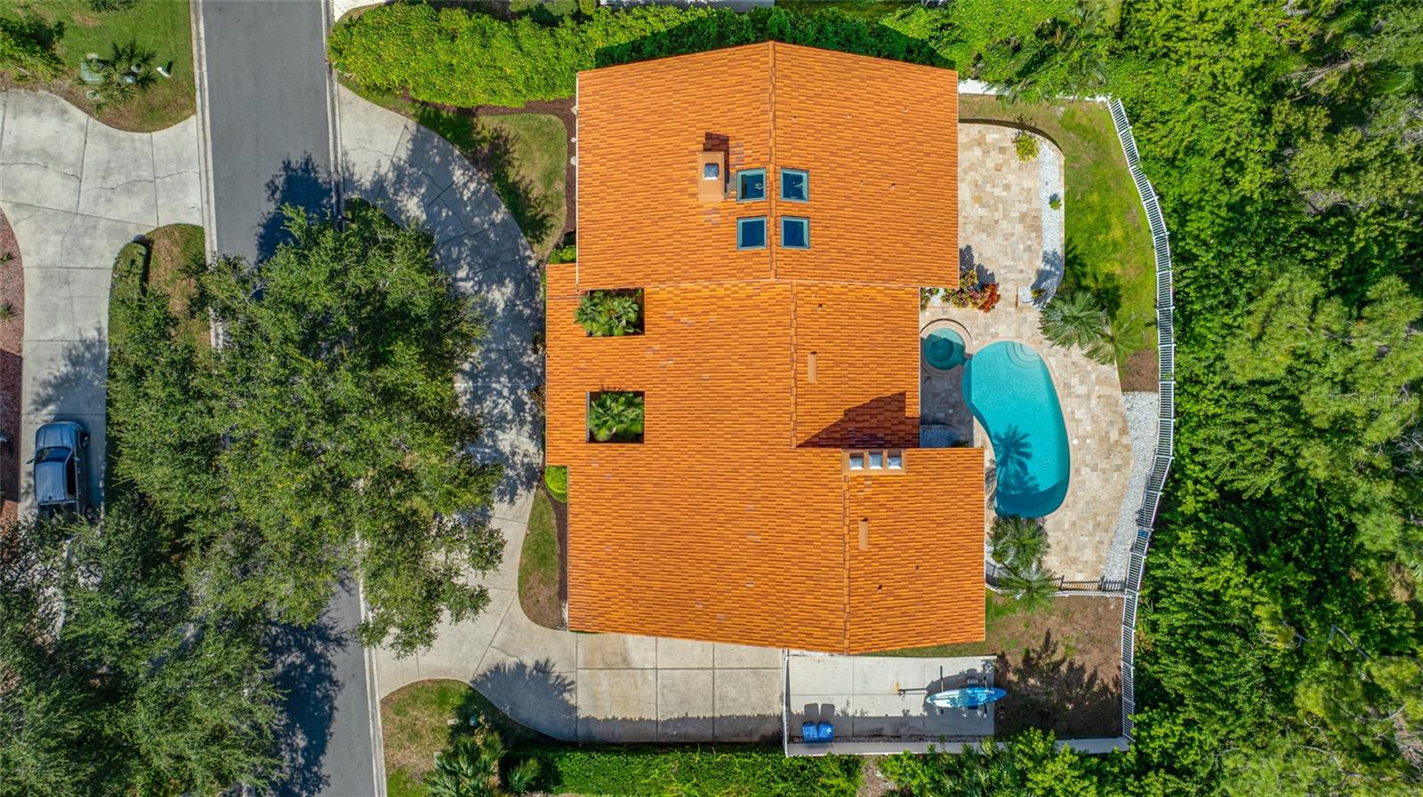7239 HUNT CLUB LN — photo 17