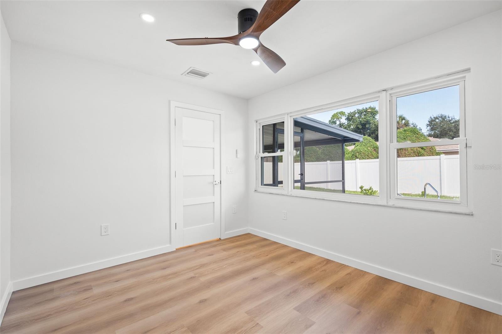 616 BROWN RD — photo 34