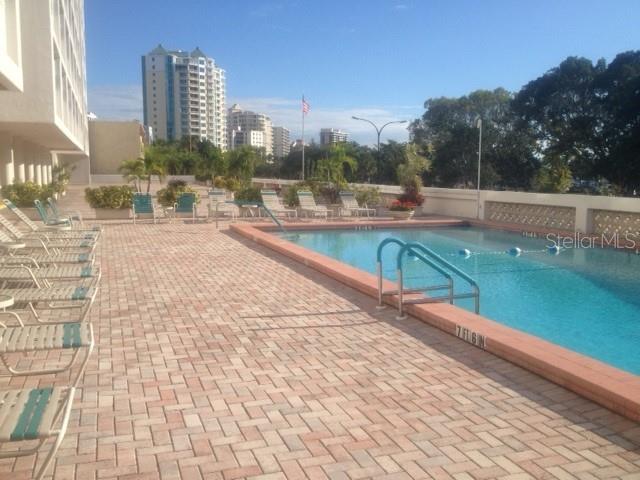 33 S GULFSTREAM AVE #702 — photo 28