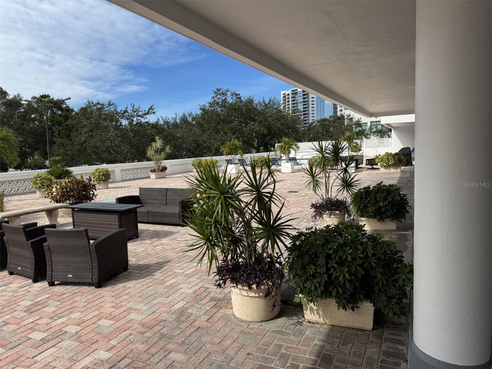 33 S GULFSTREAM AVE #702 — photo 27
