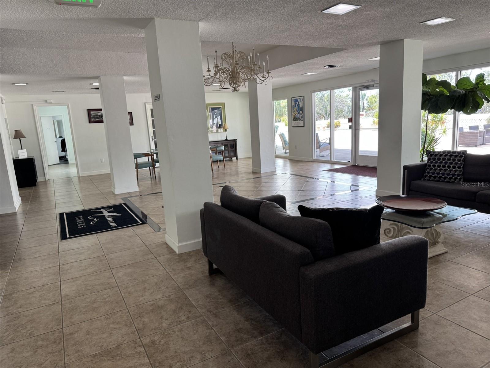 33 S GULFSTREAM AVE #702 — photo 24