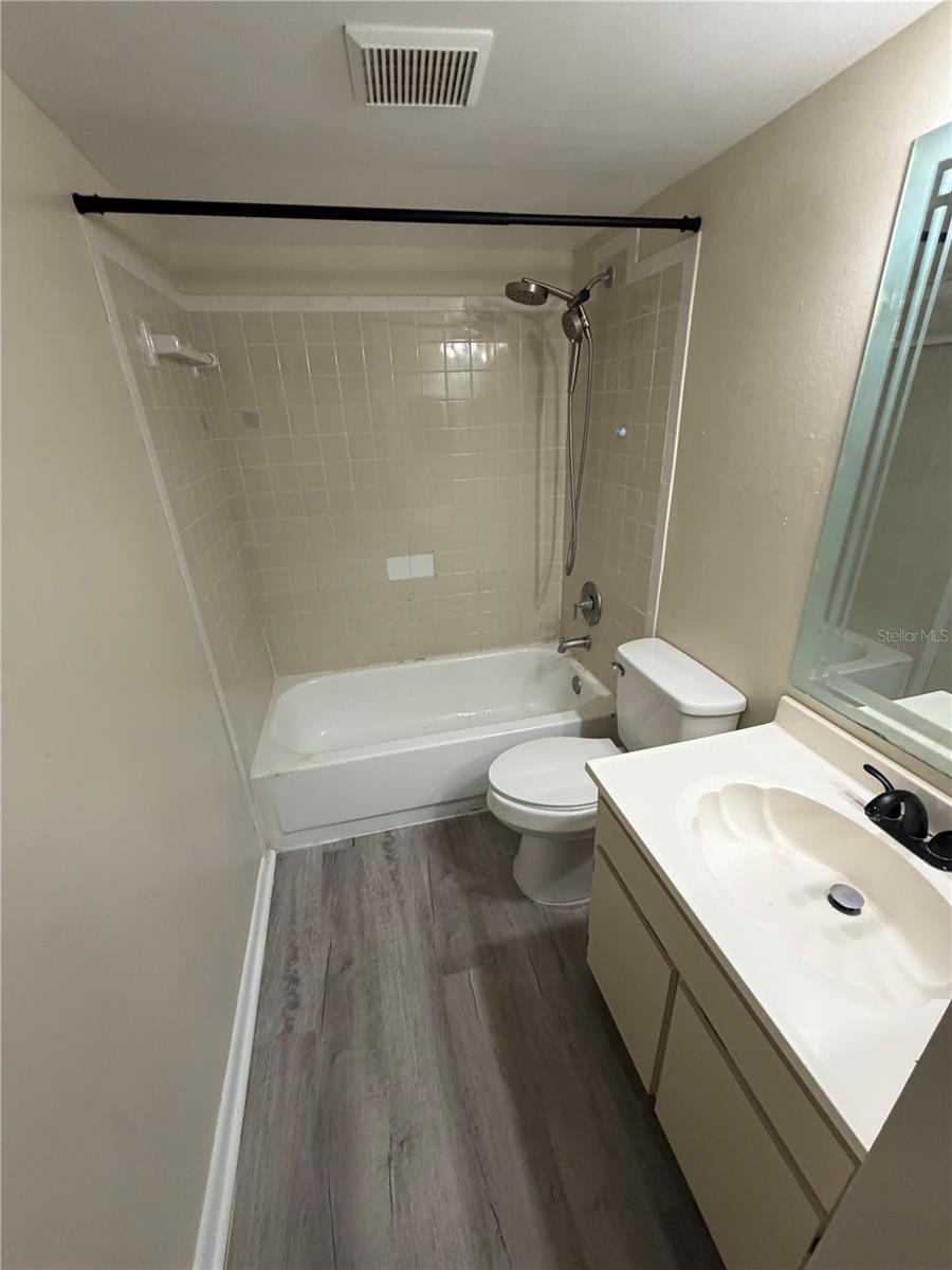 4022 OAK LIMB CT — photo 8