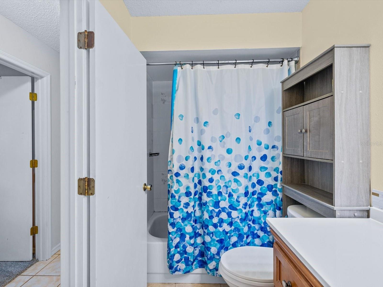 8350 ROYAL HART DR — photo 20