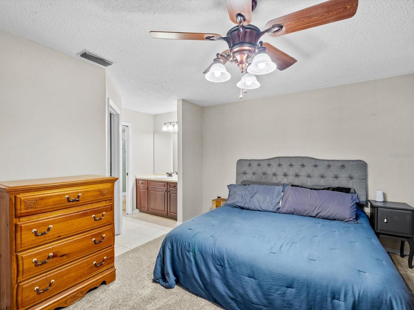 8350 ROYAL HART DR — photo 12