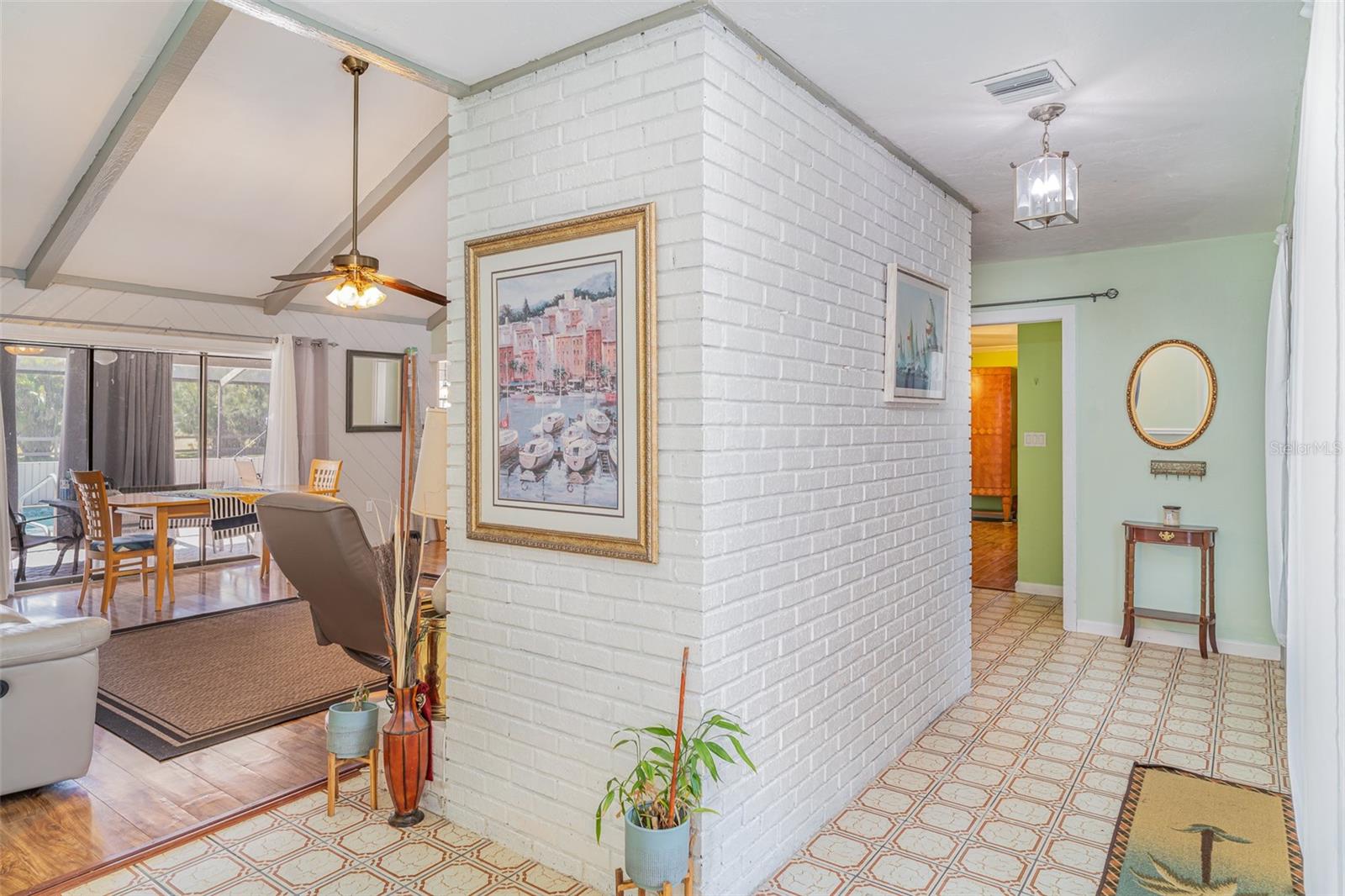 1305 GREENFIELD CIR — photo 13