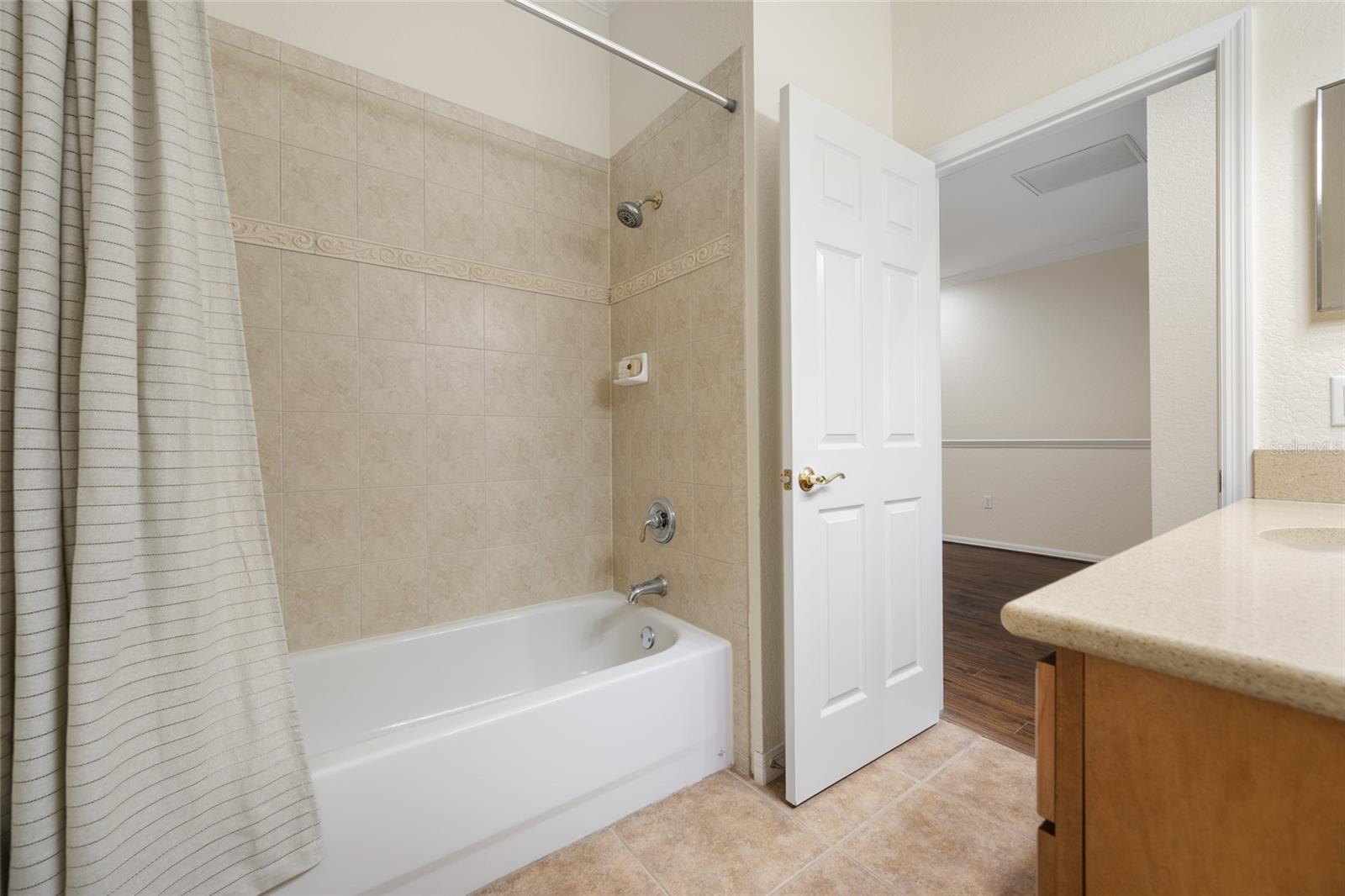 9719 TAYLOR ROSE LN — photo 38