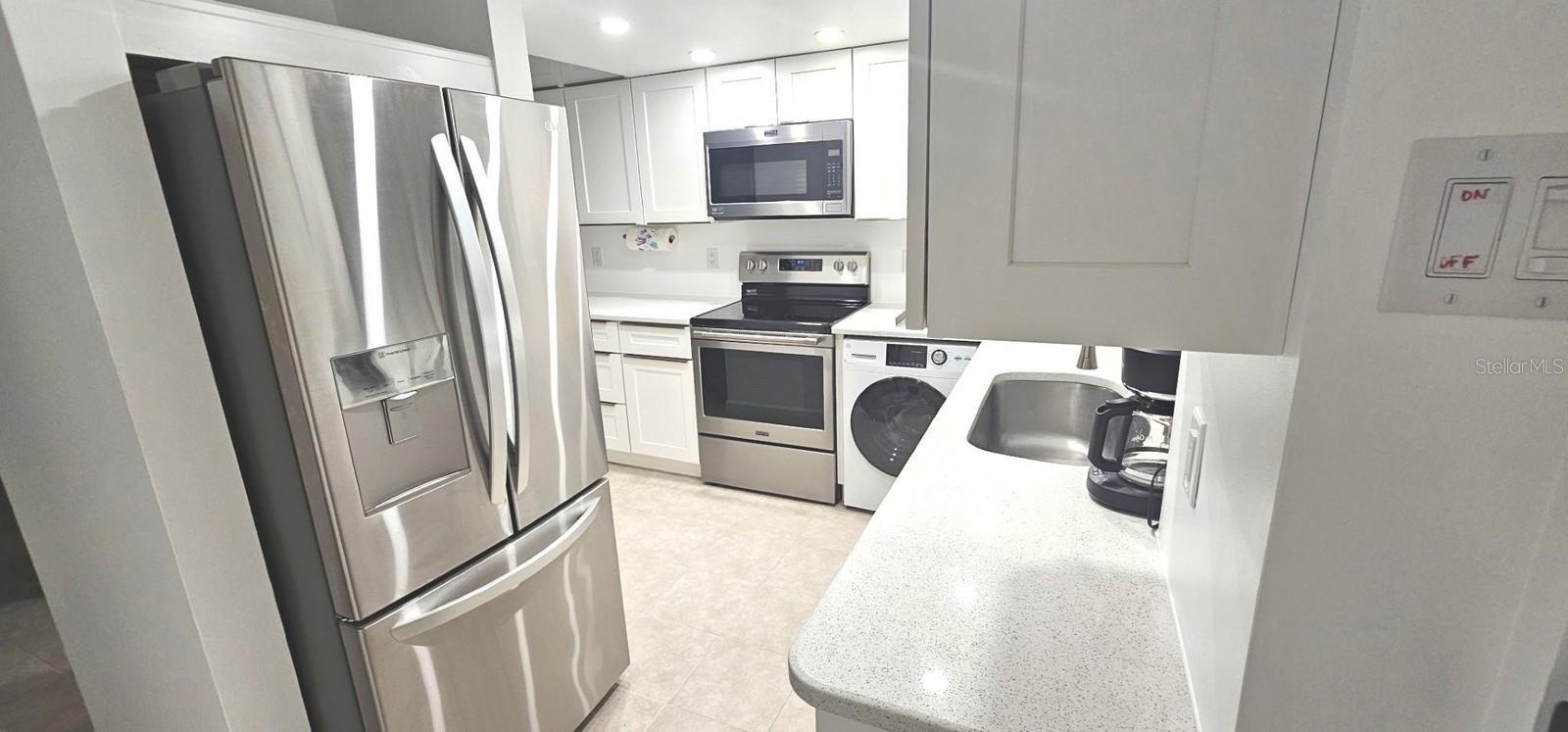 215 VALENCIA BLVD #107 — photo 31