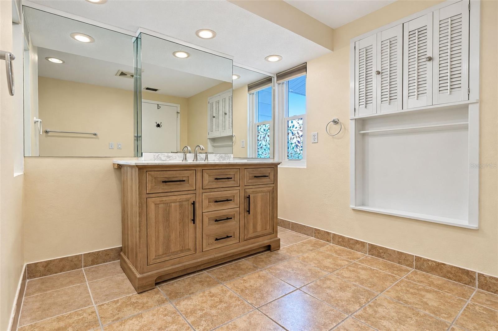 21 OAKWOOD DR N #21 — photo 37