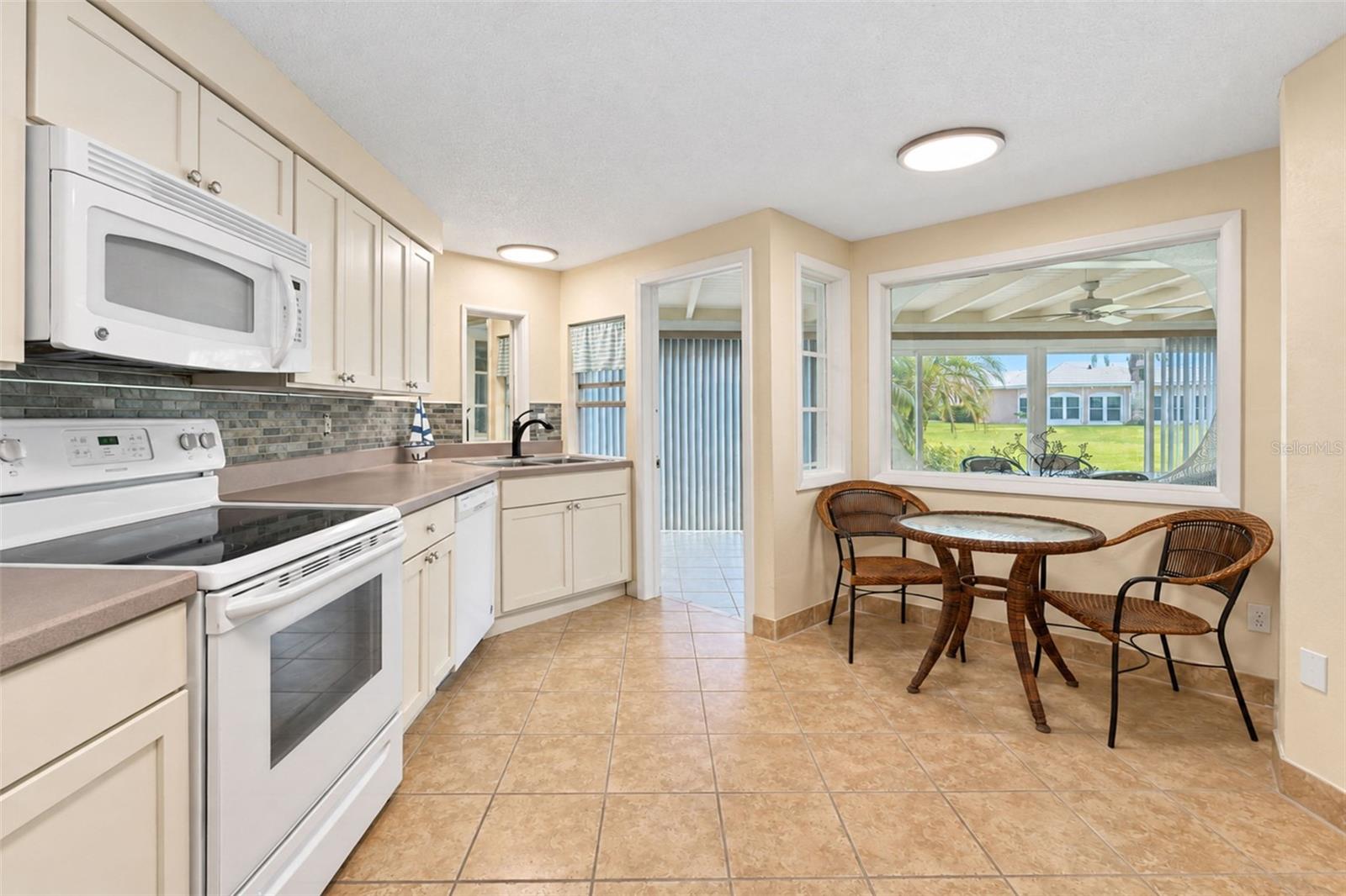 21 OAKWOOD DR N #21 — photo 20