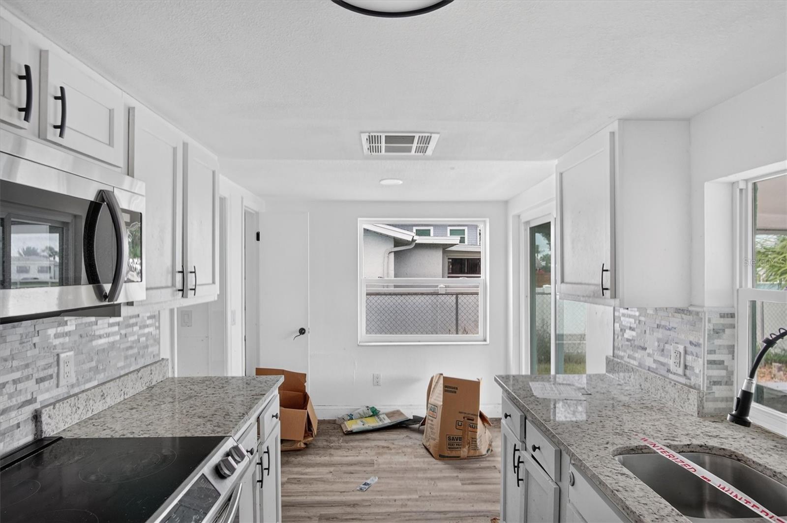 7313 MAKO DR — photo 18