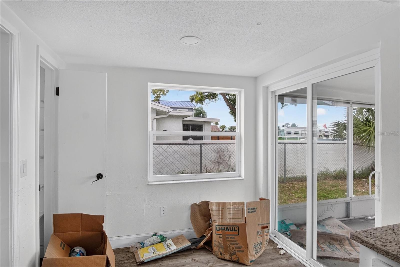 7313 MAKO DR — photo 19