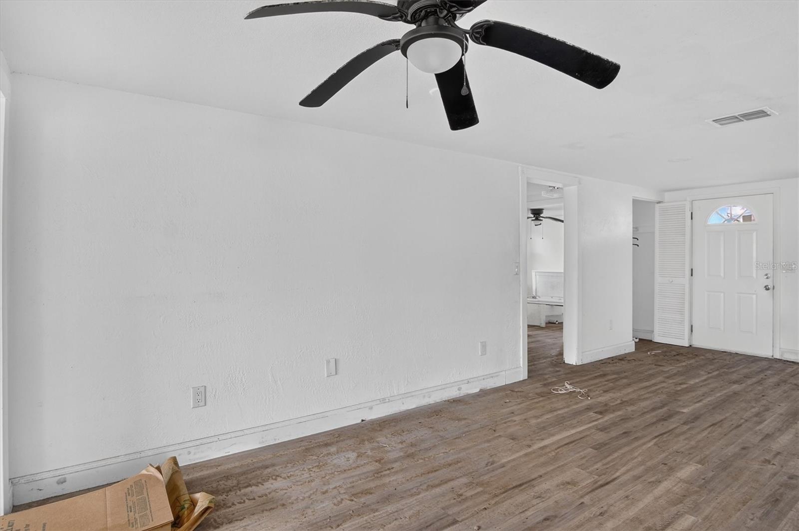 7313 MAKO DR — photo 12