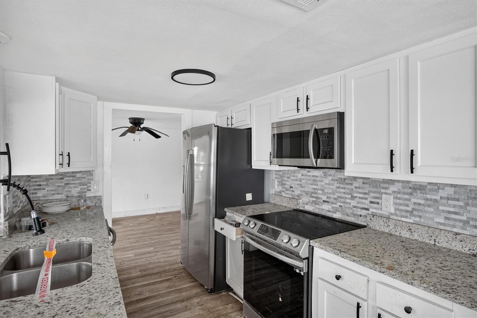 7313 MAKO DR — photo 15