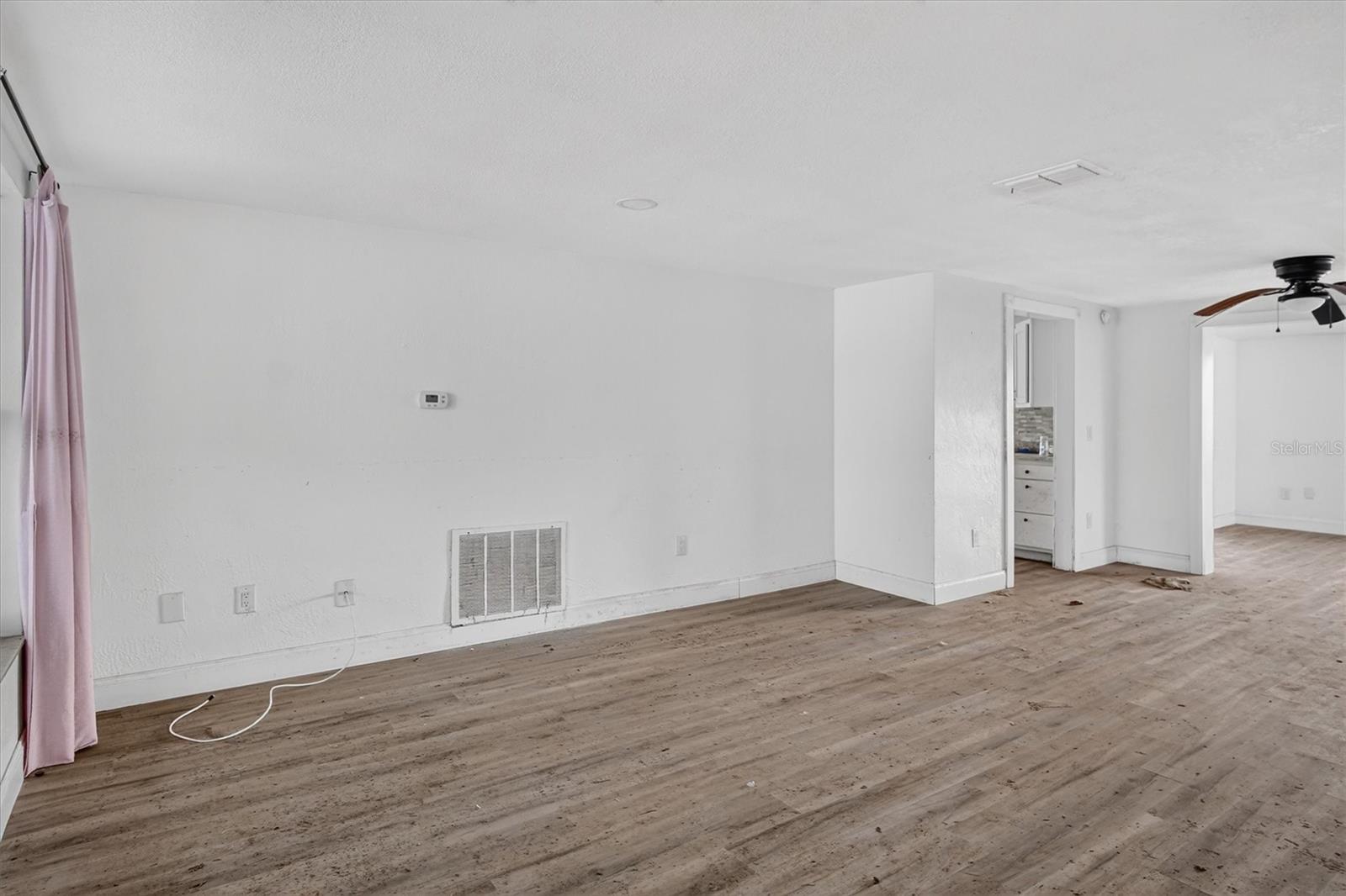 7313 MAKO DR — photo 8