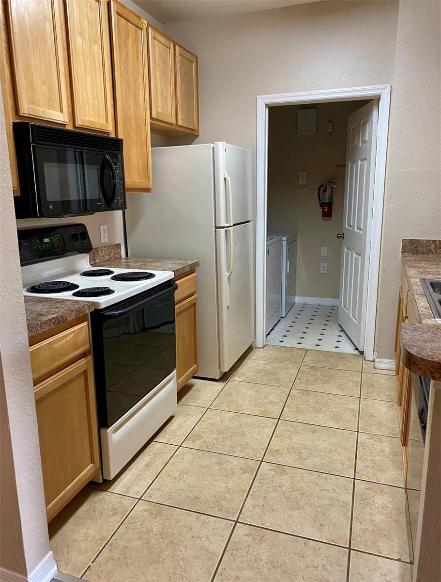 10123 COURTNEY PALMS BLVD #103 — photo 13