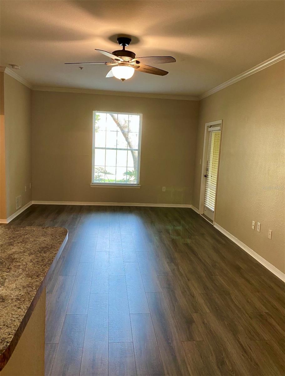 10123 COURTNEY PALMS BLVD #103 — photo 11