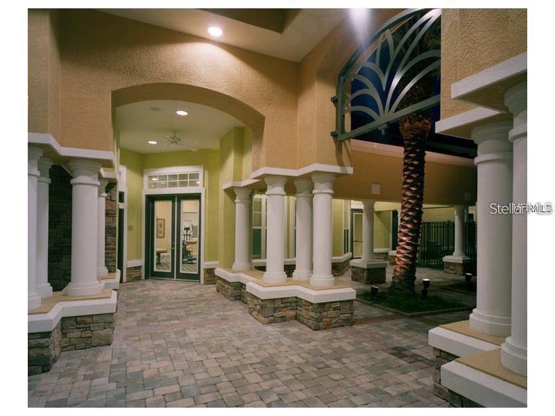 10123 COURTNEY PALMS BLVD #103 — photo 9