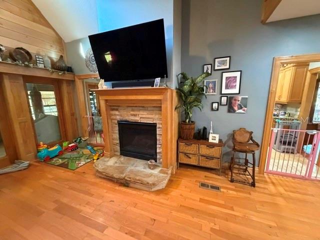 216 CASTILLO RD — photo 9