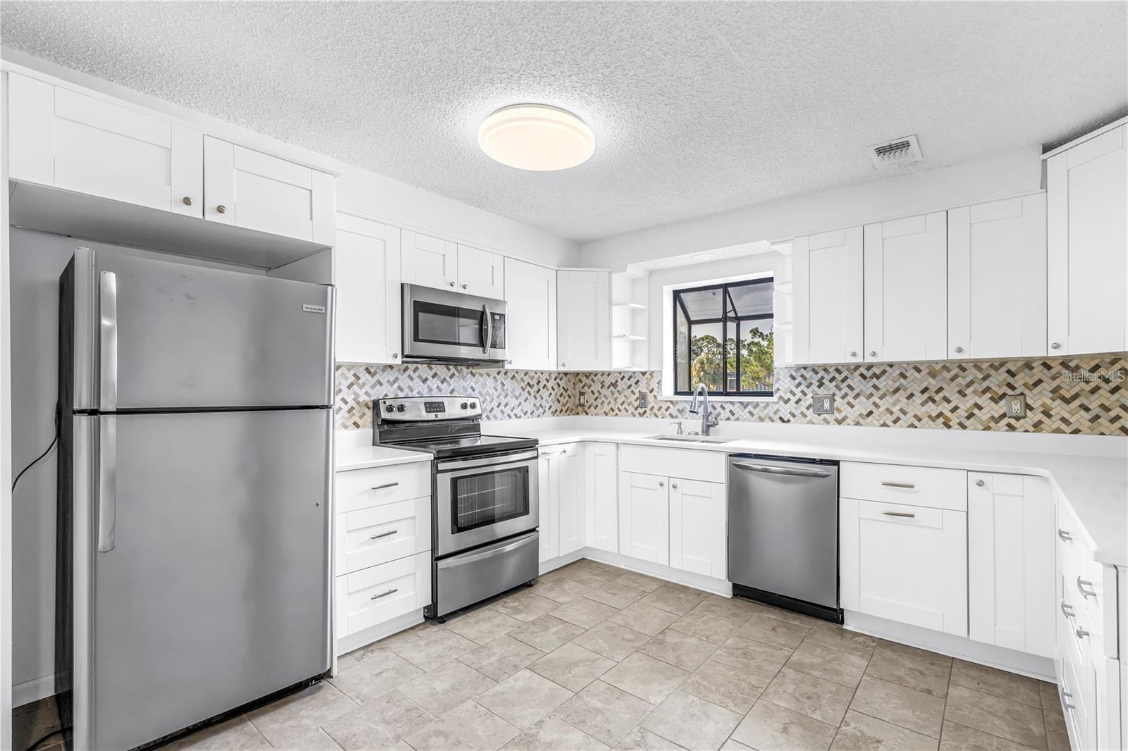 5403 SWEETWATER TERRACE CIR — photo 11