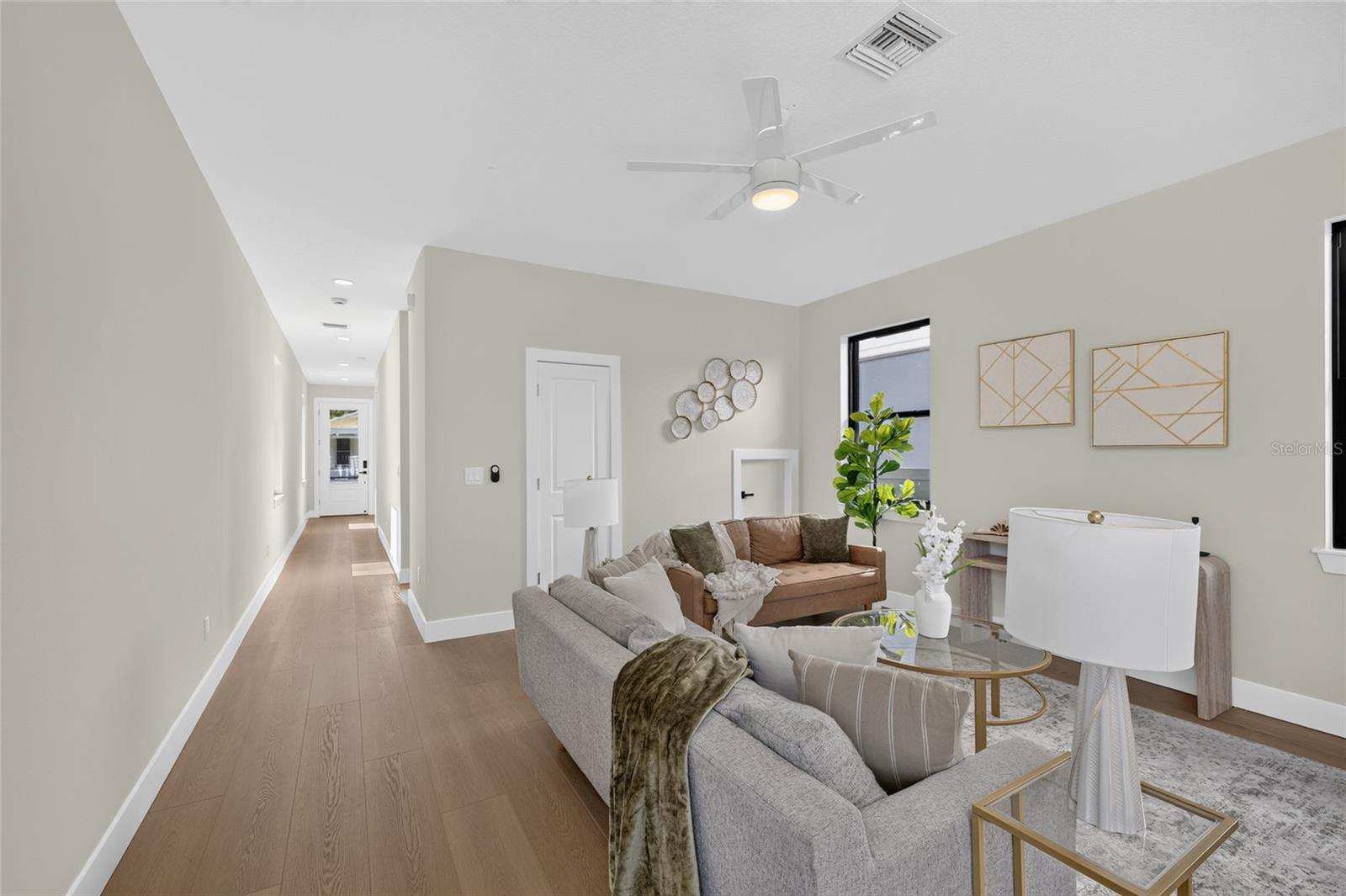 2601 N ALBANY AVE — photo 11