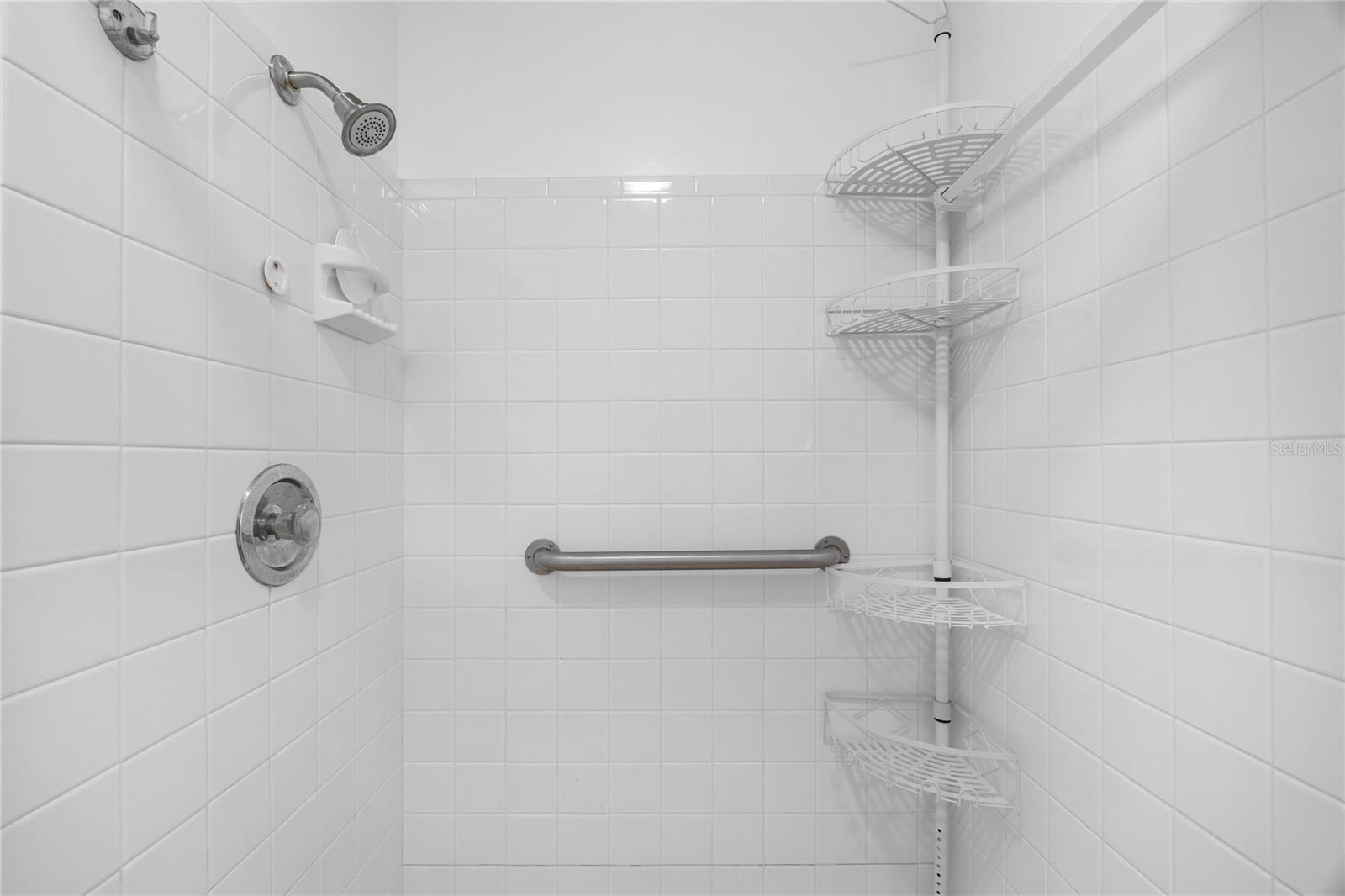 437 HICKORY RD — photo 26