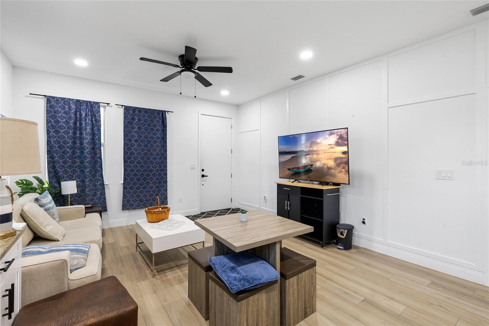 2551 LANGDON AVE S — photo 4