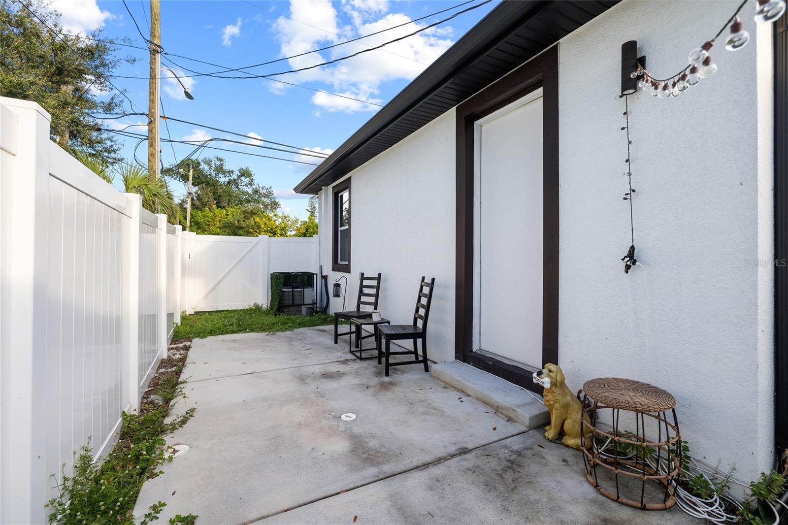 2551 LANGDON AVE S — photo 15