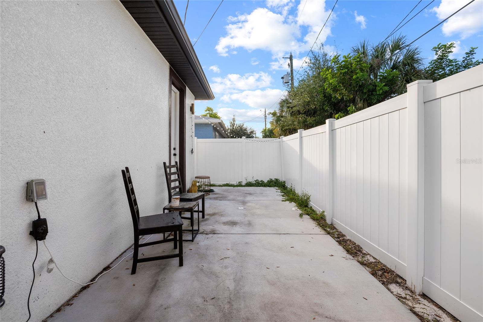2551 LANGDON AVE S — photo 13