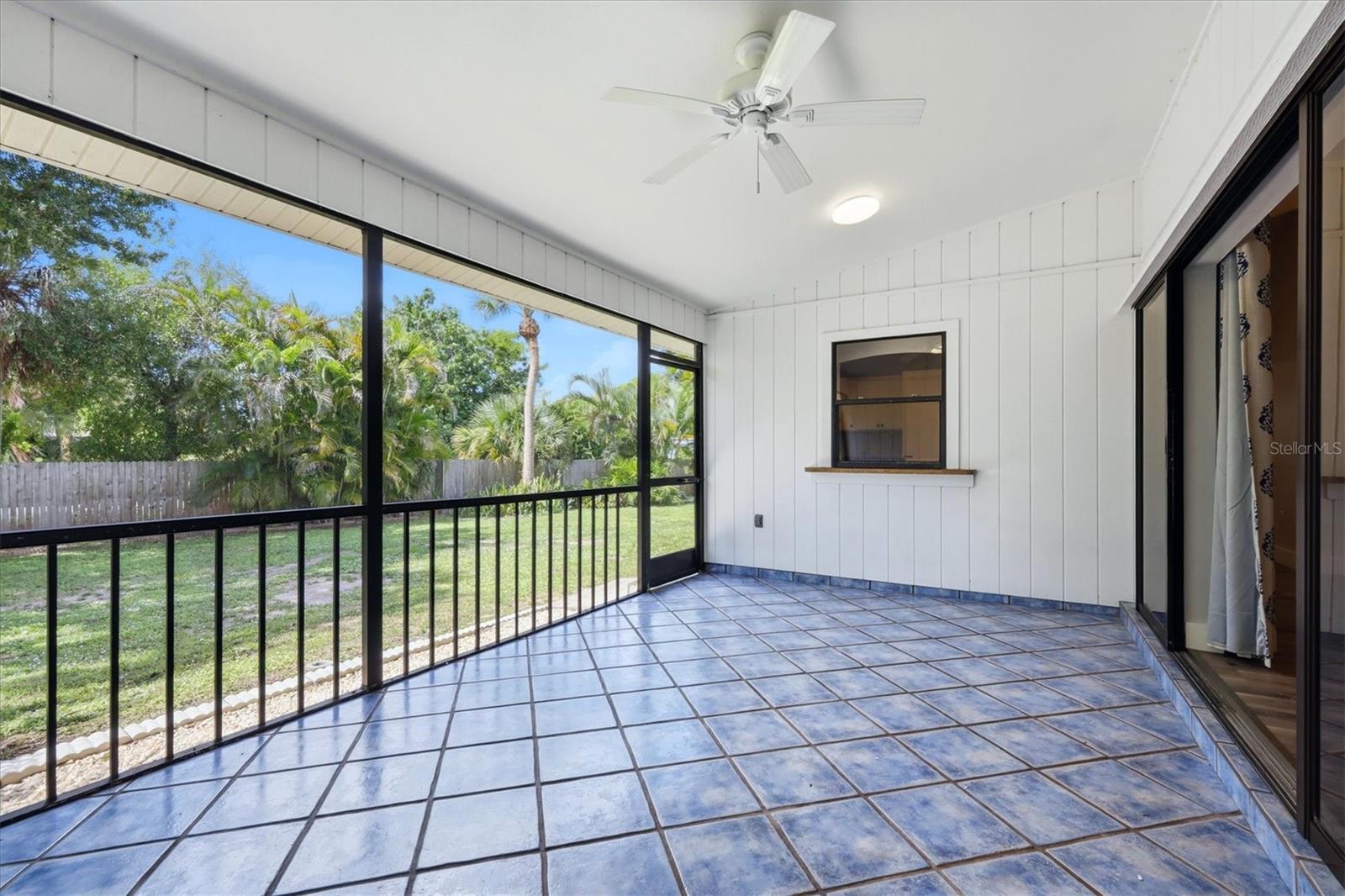 338 PINE GLEN CT — photo 37