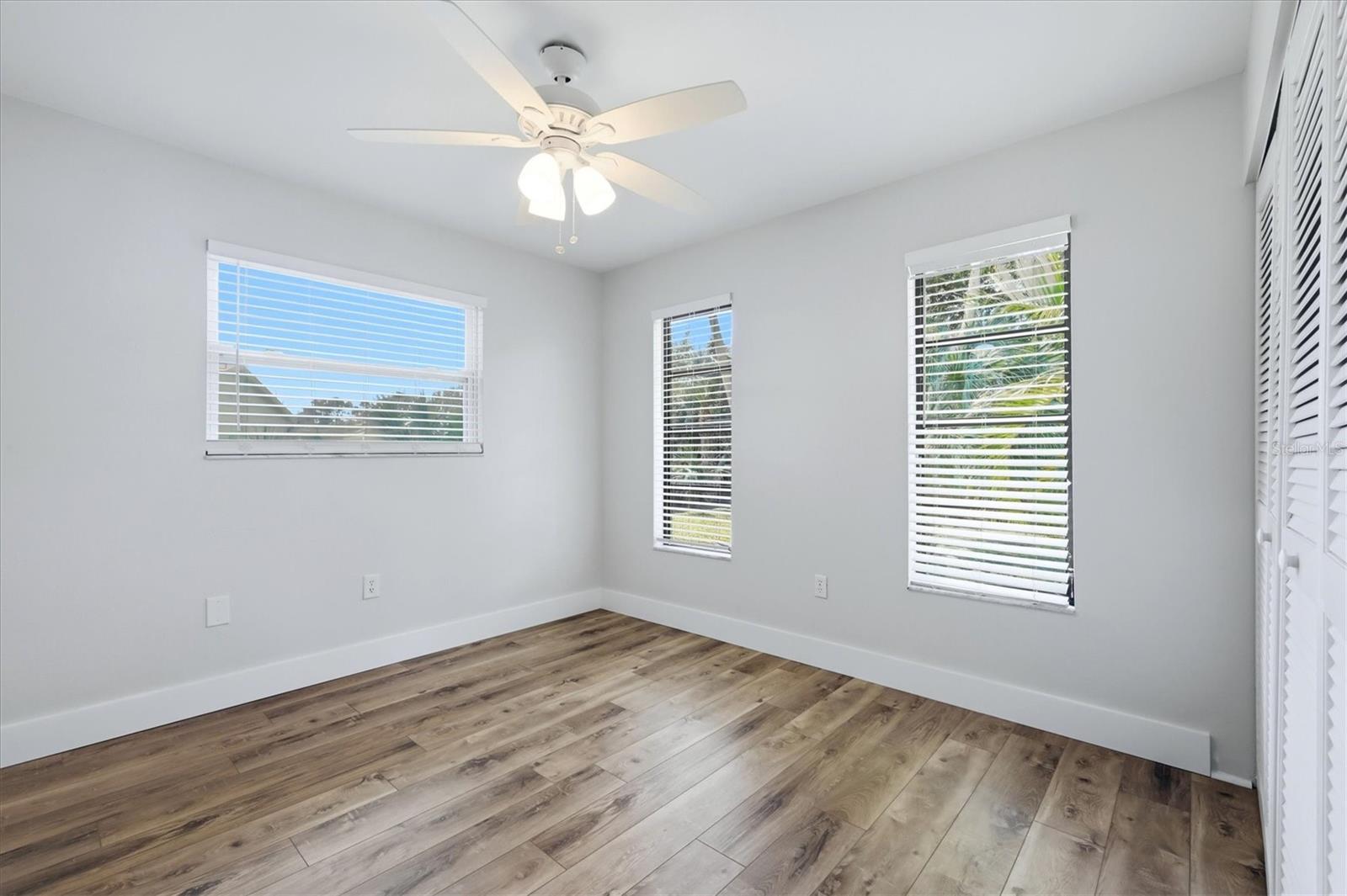 338 PINE GLEN CT — photo 30