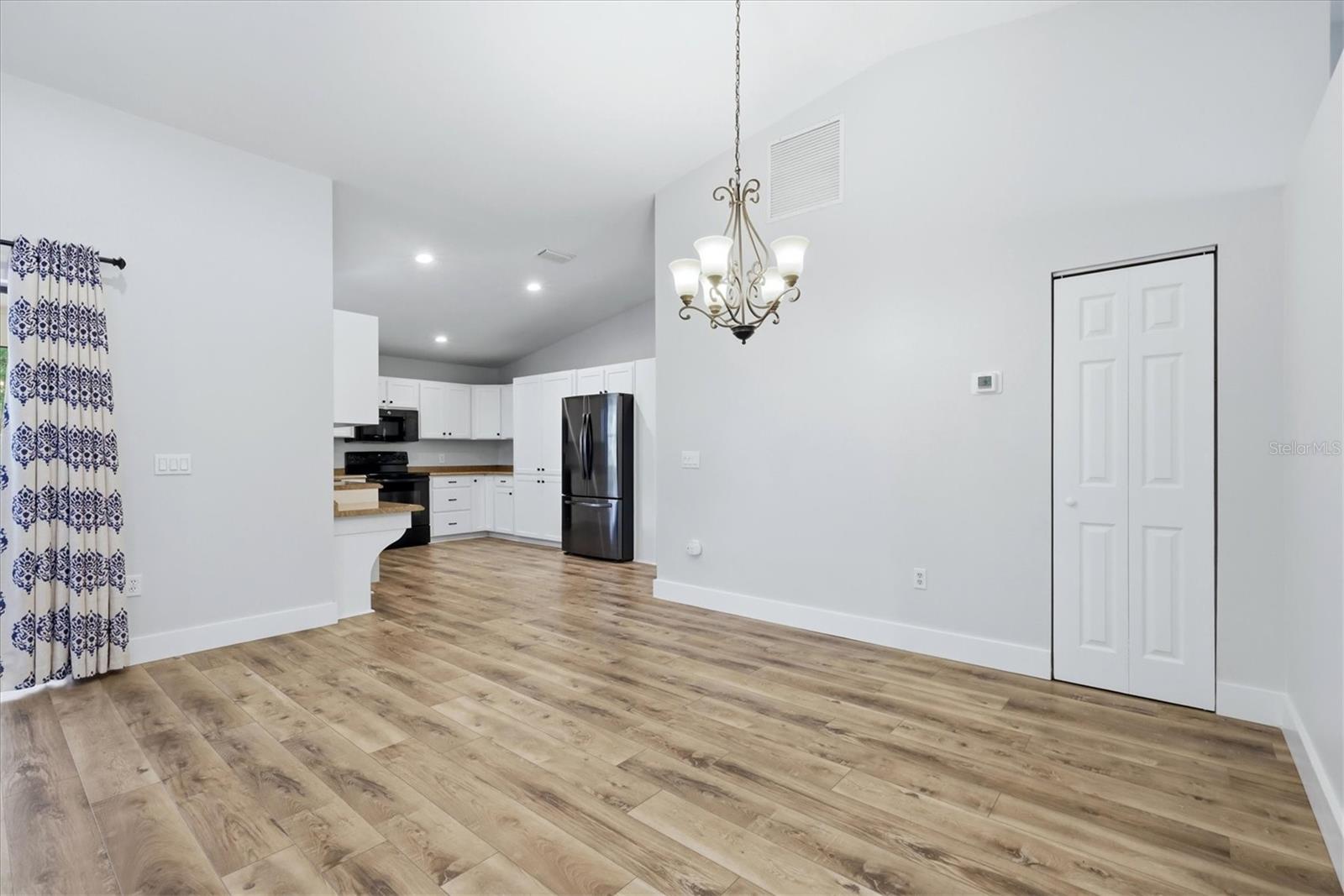 338 PINE GLEN CT — photo 15