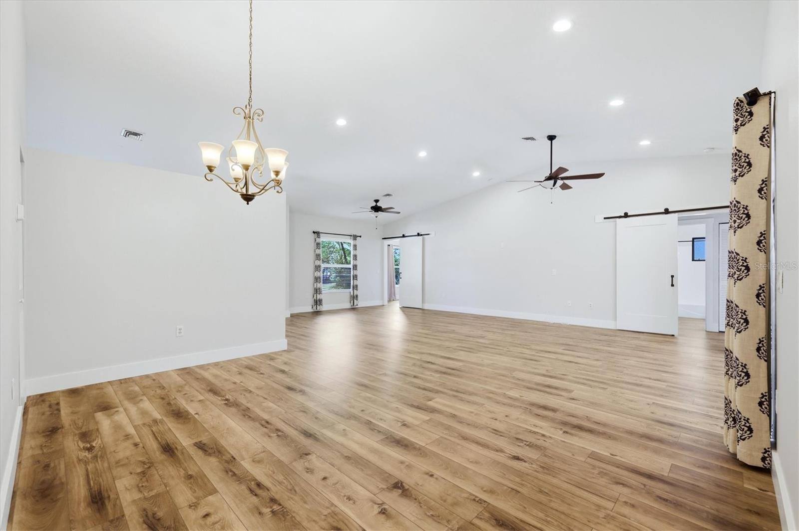 338 PINE GLEN CT — photo 14