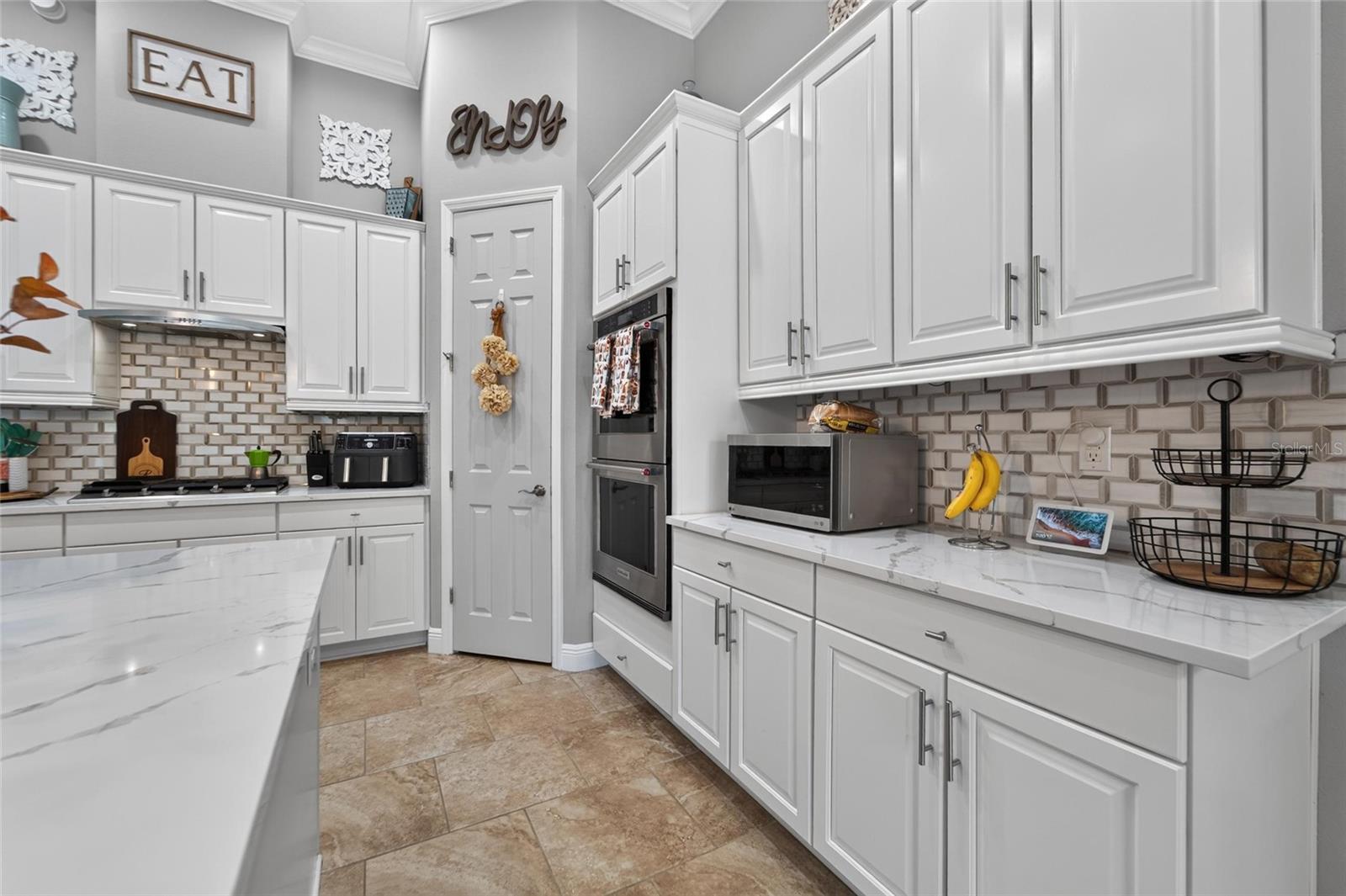 7007 COVINGTON STONE AVE — photo 23