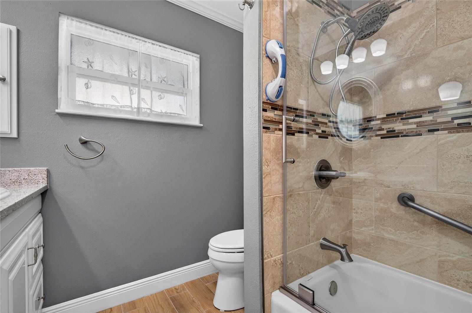 1743 COUNCIL DR — photo 24