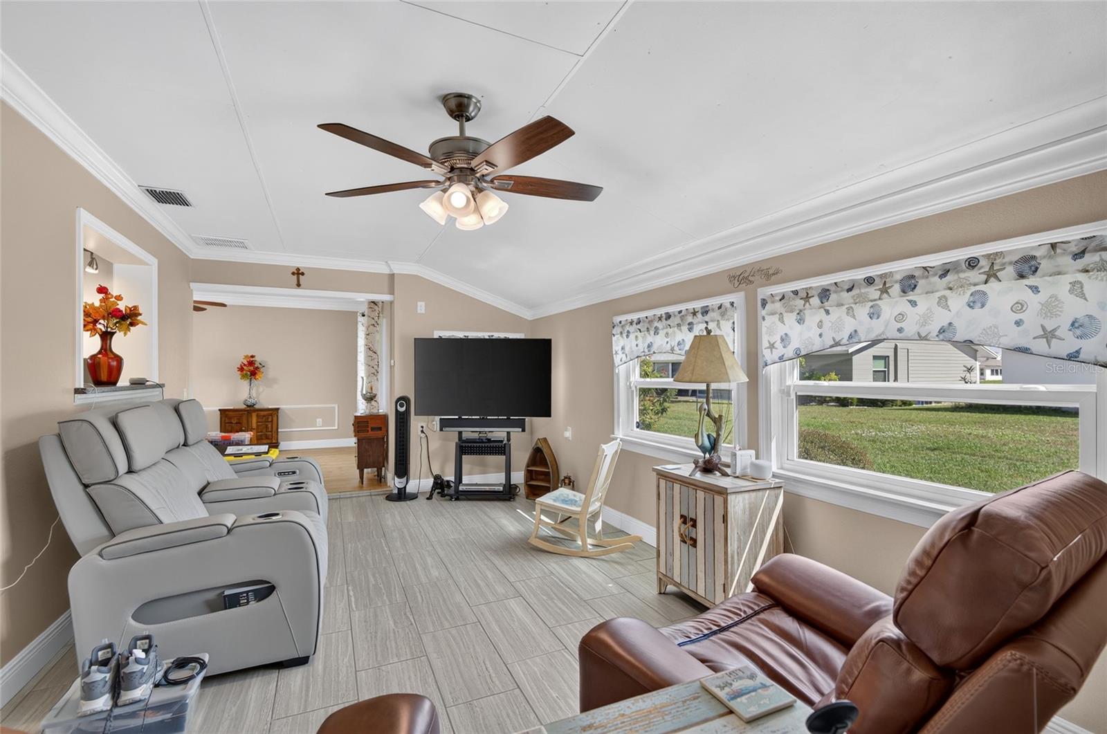 1743 COUNCIL DR — photo 17