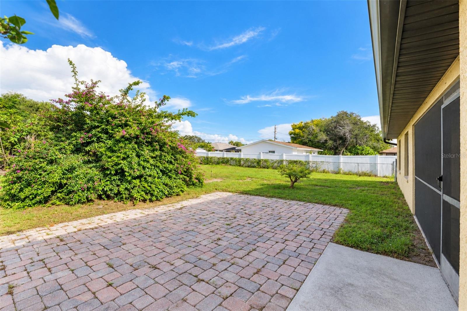 1881 NEPTUNE DR — photo 65