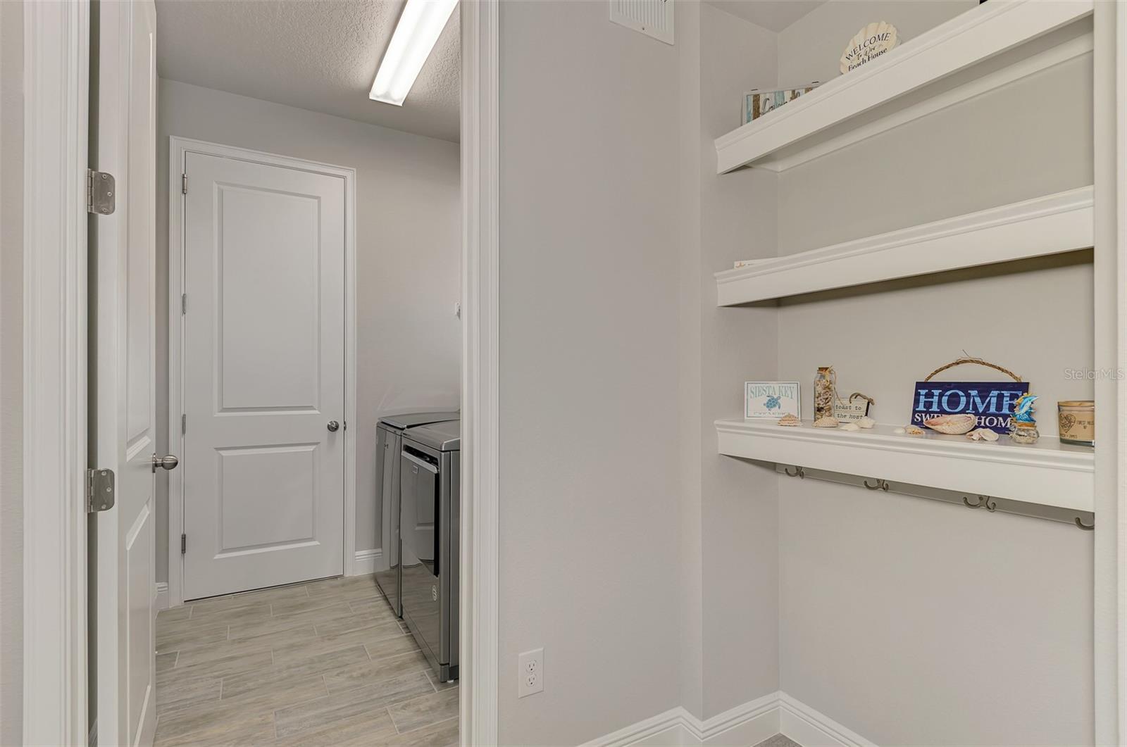 5941 LONG SHORE LOOP — photo 45