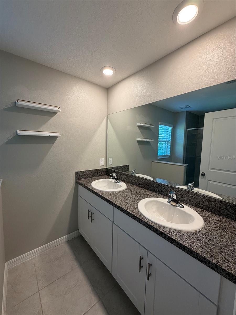 9650 PEMBROOKE PINES DR — photo 15