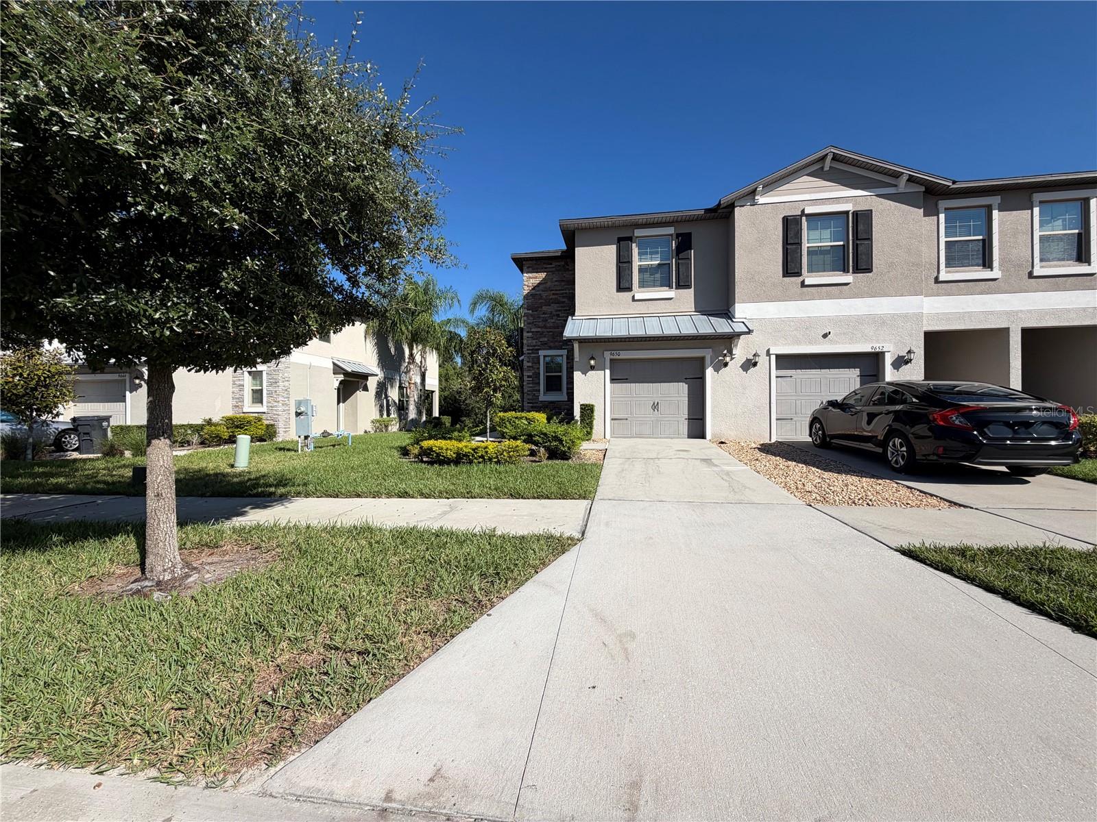 9650 PEMBROOKE PINES DR — photo 4