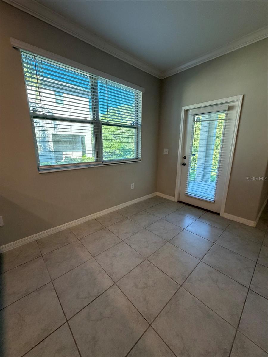 9650 PEMBROOKE PINES DR — photo 10