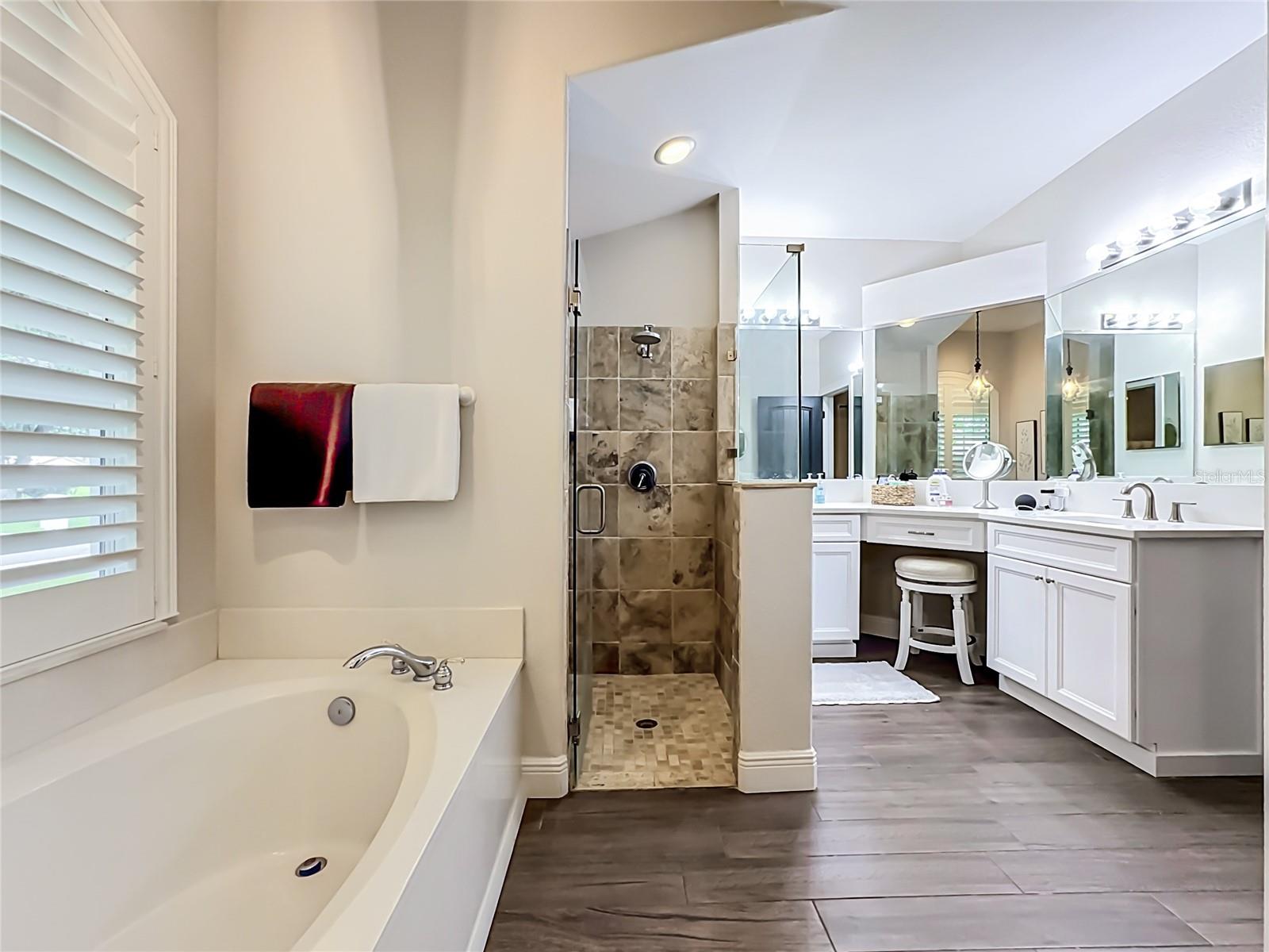 3605 ELK RIDGE LN — photo 18