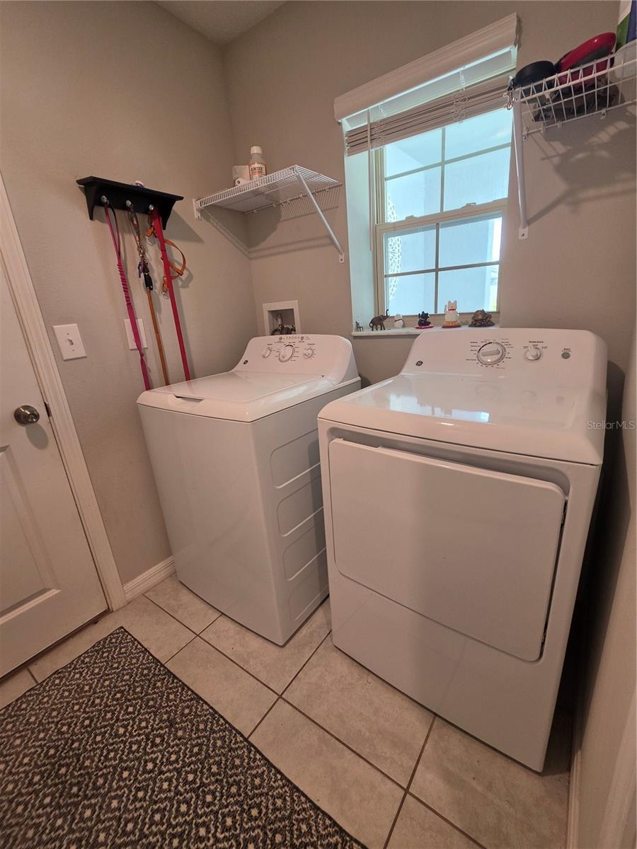 16770 DELIA ST — photo 6