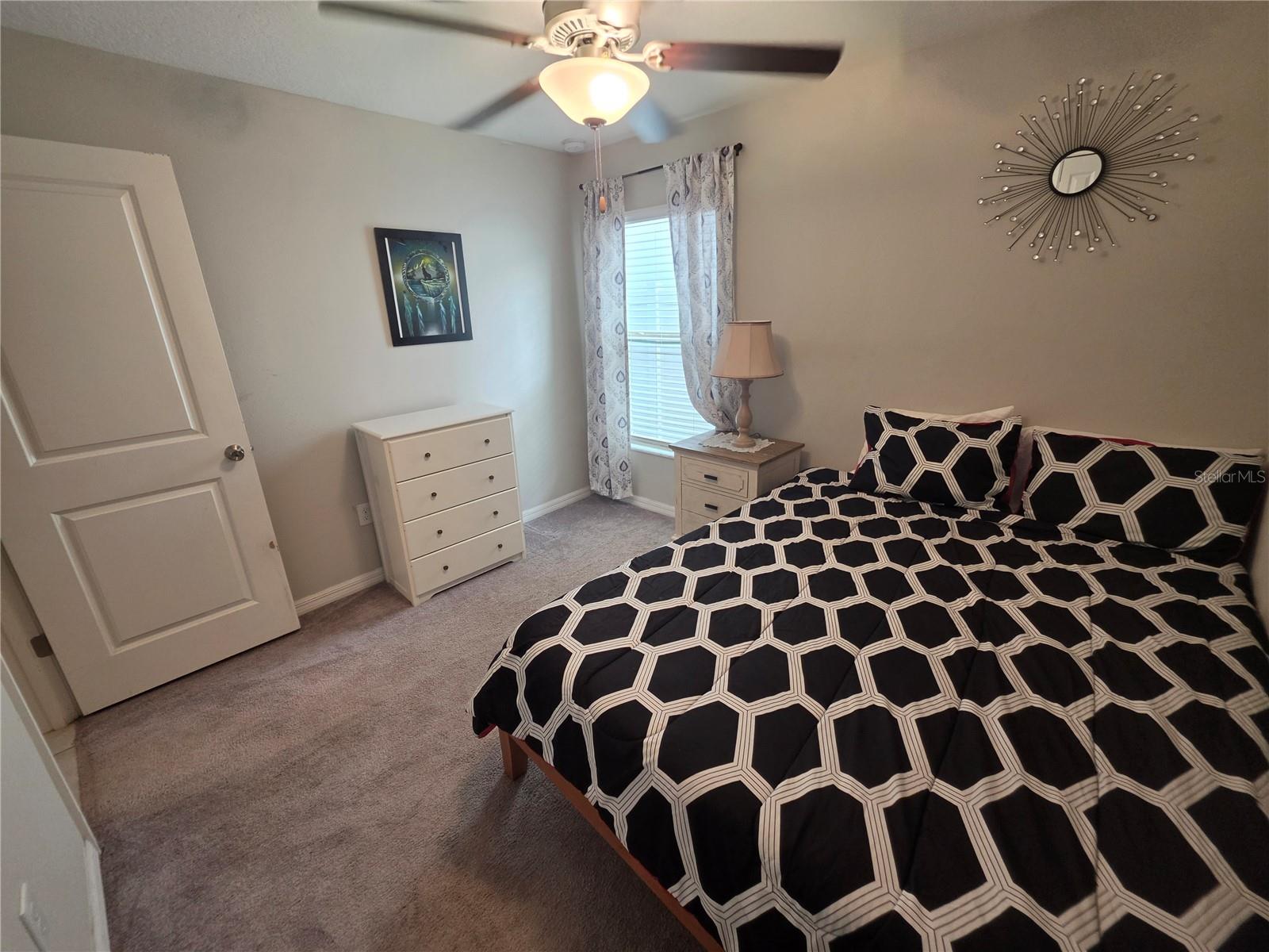16770 DELIA ST — photo 15