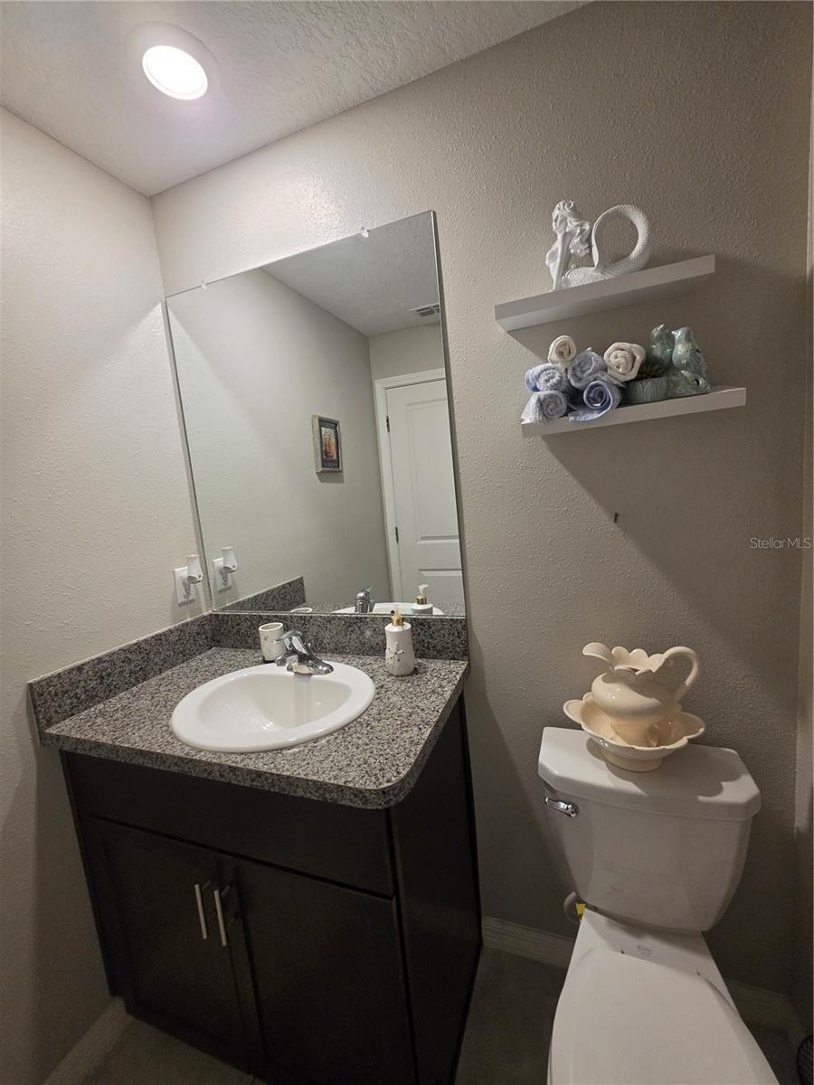 16770 DELIA ST — photo 13