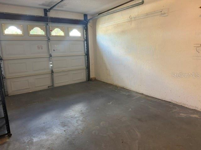 6615 CROSSBOW LN — photo 29